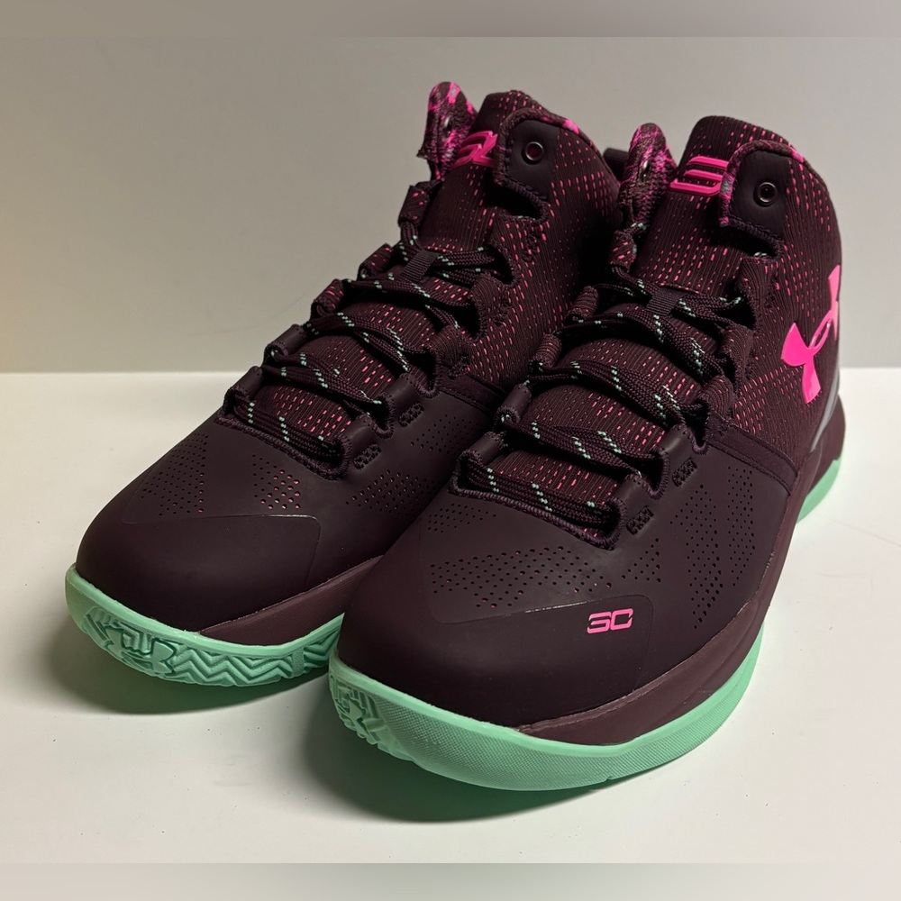 Under Armour Curry 2 ‘Black History Month’ size 6Y